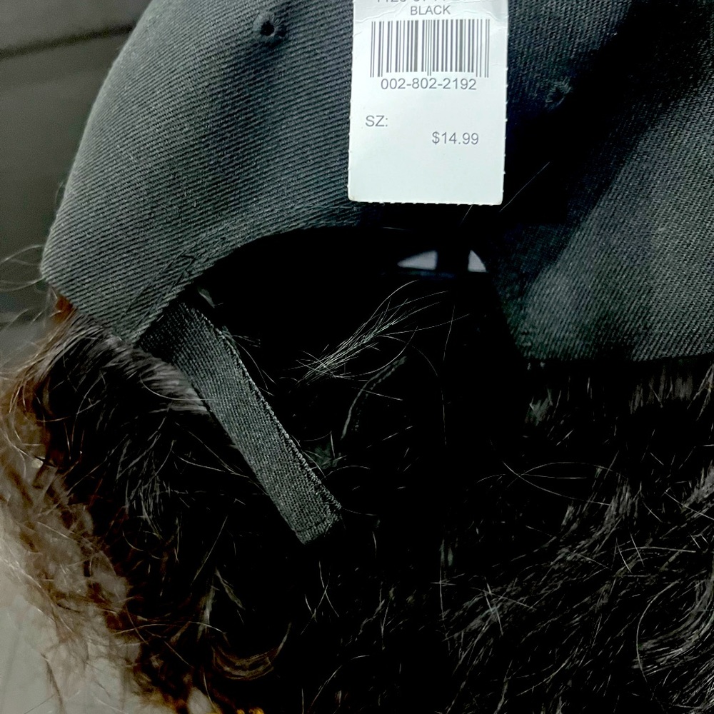 Hat/Wig - Picture 2 of 2